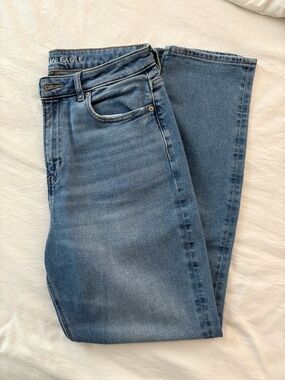 American Eagle Mom Jeans